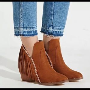 MIA Nikta Fringe Faux Suede Bootie Ankle Boot 10